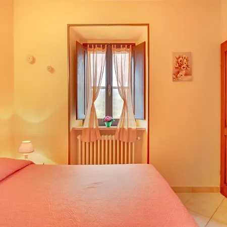 Vakantiehuis Mansion In Near Bolsena