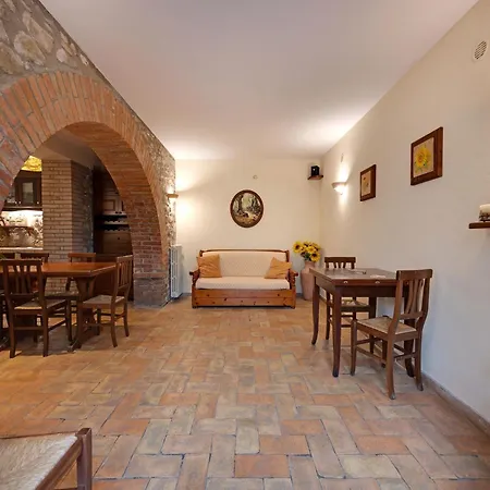 Mansion In Near Bolsena *