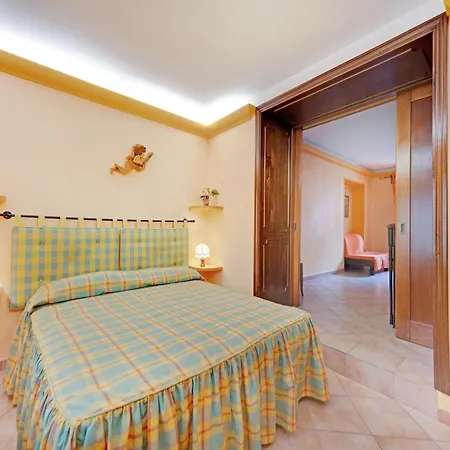 Mansion In Near Bolsena